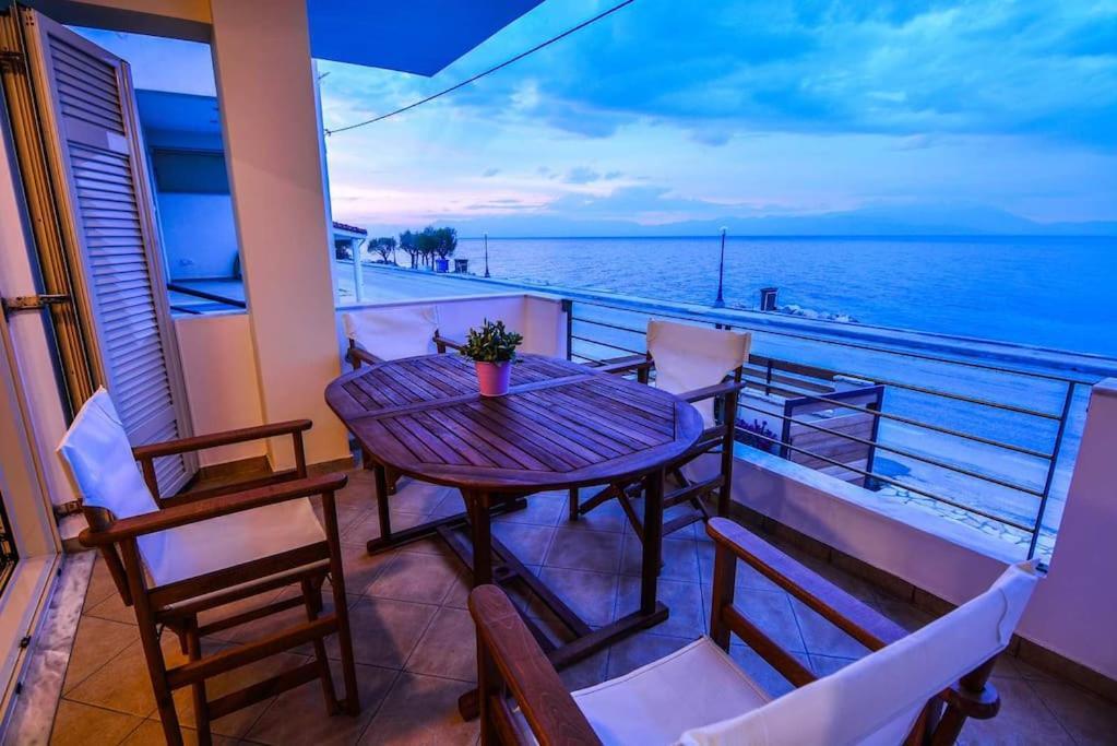 Aigli Luxurious Villa Kato Pitsa Bagian luar foto